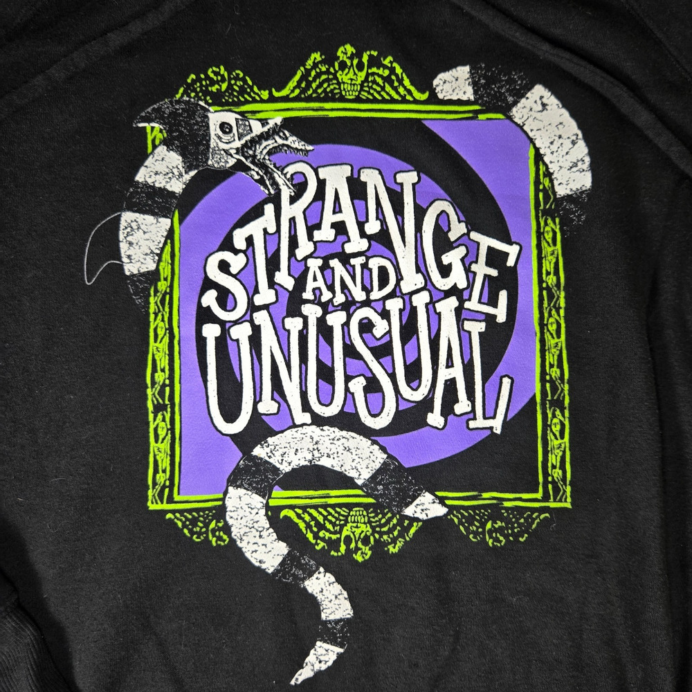 Torrid Beetlejuice Hoodie Womens 3XL Strange Unusual Black Fleece Pullover Goth - Picture 3 of 9